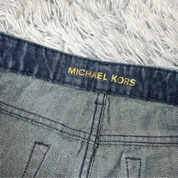 Michael Kors Shorts size 4 - Picture 9 of 13